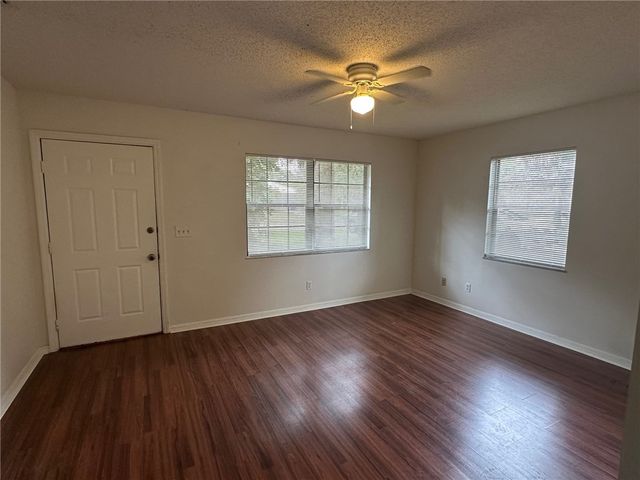 25 44th Avenue, Vero Beach, FL 32968