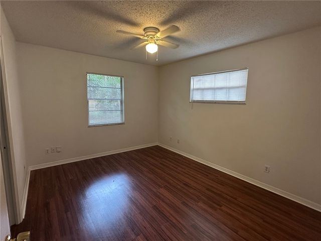 25 44th Avenue, Vero Beach, FL 32968