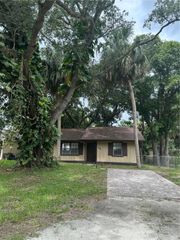 25 44th Avenue, Vero Beach, FL 32968