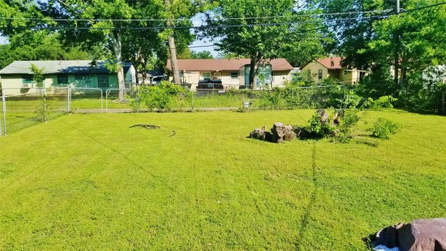 12116 Hoblitzelle Drive, Dallas, TX 75243