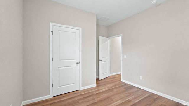 6903 Jerome Park Place, Fort Wayne, IN 46835
