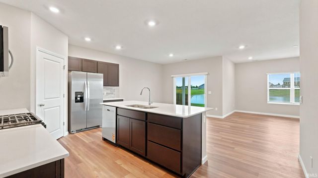 6903 Jerome Park Place, Fort Wayne, IN 46835