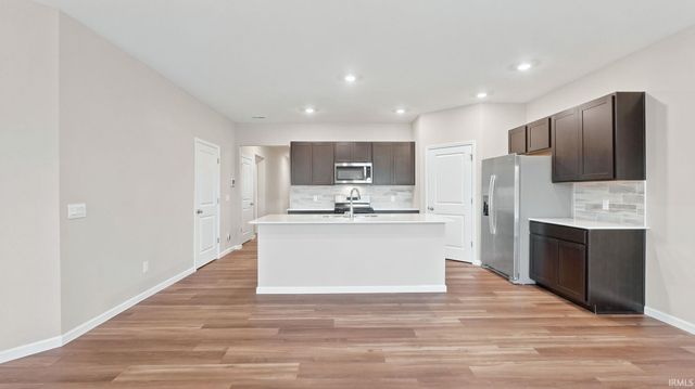 6903 Jerome Park Place, Fort Wayne, IN 46835