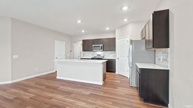 6903 Jerome Park Place, Fort Wayne, IN 46835