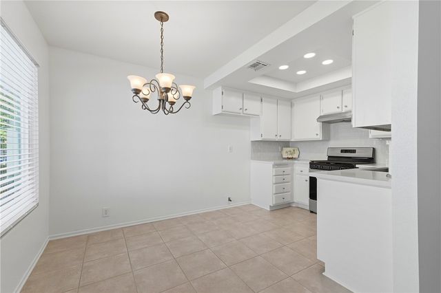871 W 13th 3, Azusa, CA 91702