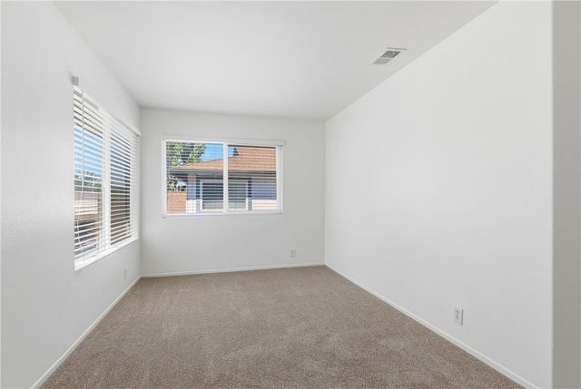 871 W 13th 3, Azusa, CA 91702