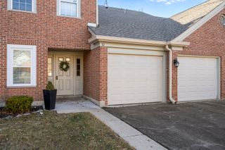 52 Brookston Drive D2, Schaumburg, IL 60193