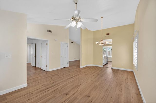 949 Takami Ct, Rio Linda, CA 95673