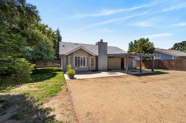 949 Takami Ct, Rio Linda, CA 95673