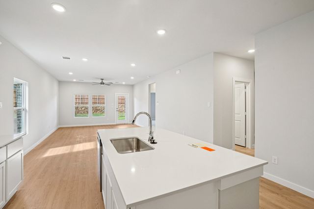 1613 Mahogany Avenue, Alvarado, TX 76009