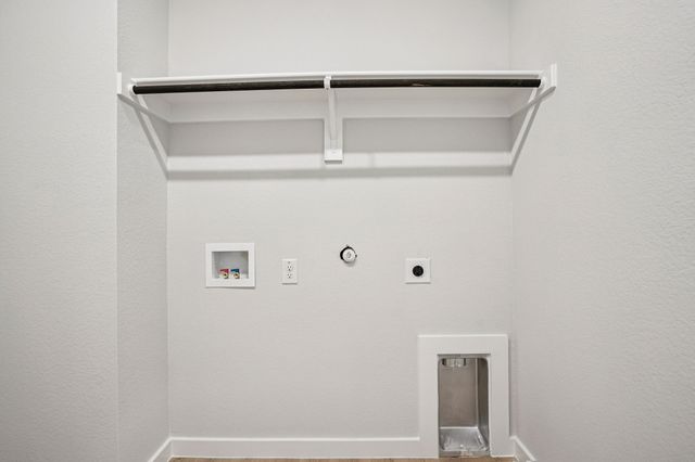 1613 Mahogany Avenue, Alvarado, TX 76009