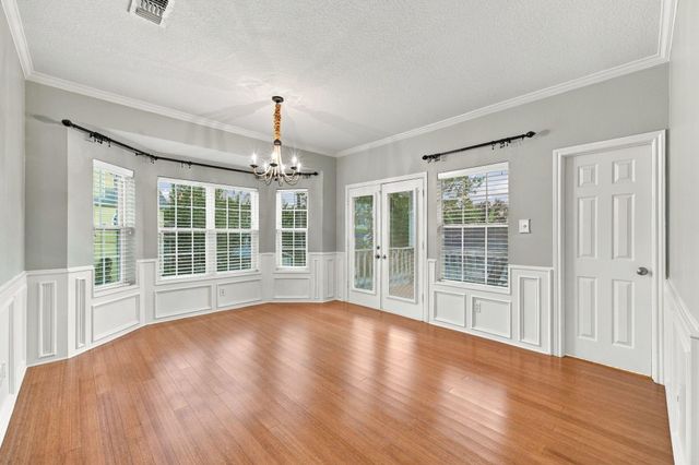 920 Grove Road, Clear Lake Shores, TX 77565