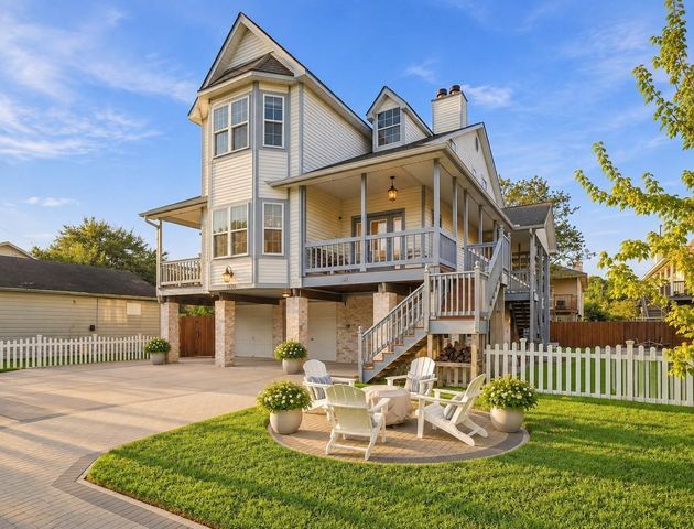 920 Grove Road, Clear Lake Shores, TX 77565