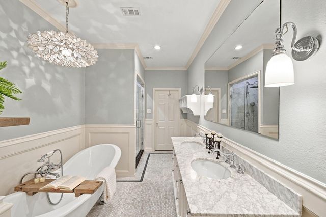 920 Grove Road, Clear Lake Shores, TX 77565