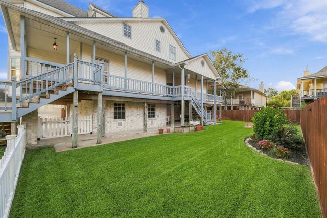 920 Grove Road, Clear Lake Shores, TX 77565