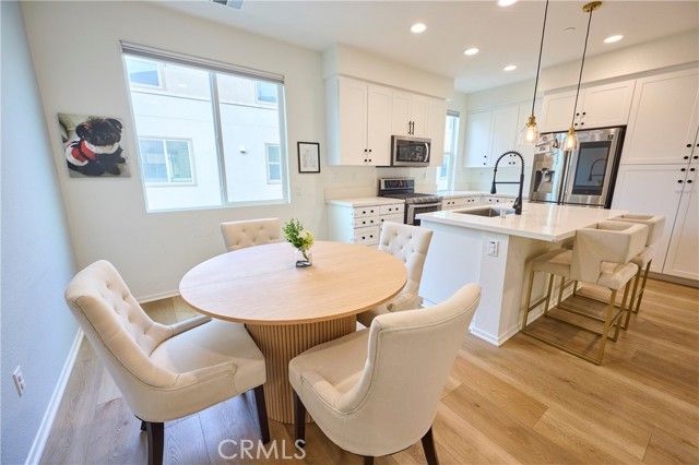 1128 Via Lucero, Oceanside, CA 92056