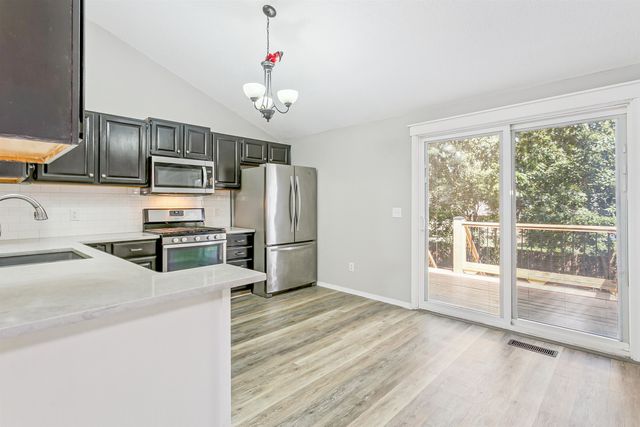 10702 E Bluestem St, Wichita, KS 67207