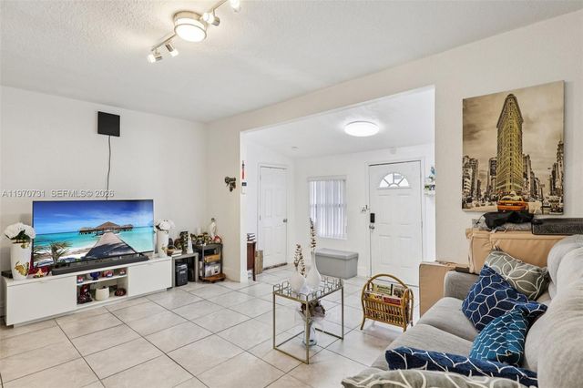 6402 NW 8th Ave, Miami, FL 33150