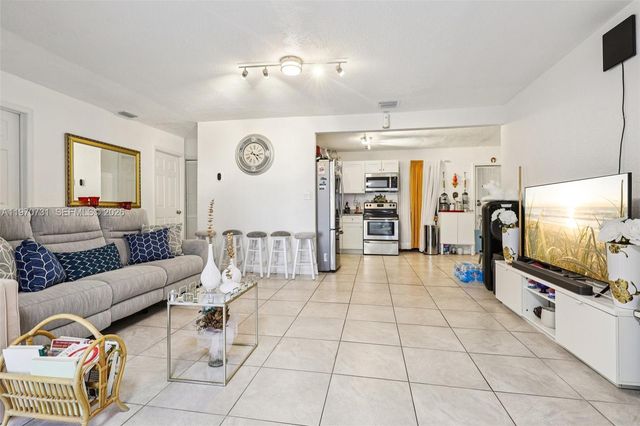 6402 NW 8th Ave, Miami, FL 33150