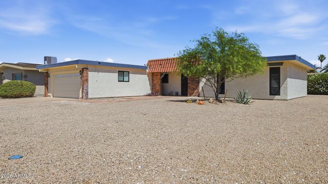 10702 W WILLOWBROOK Drive, Sun City, AZ 85373