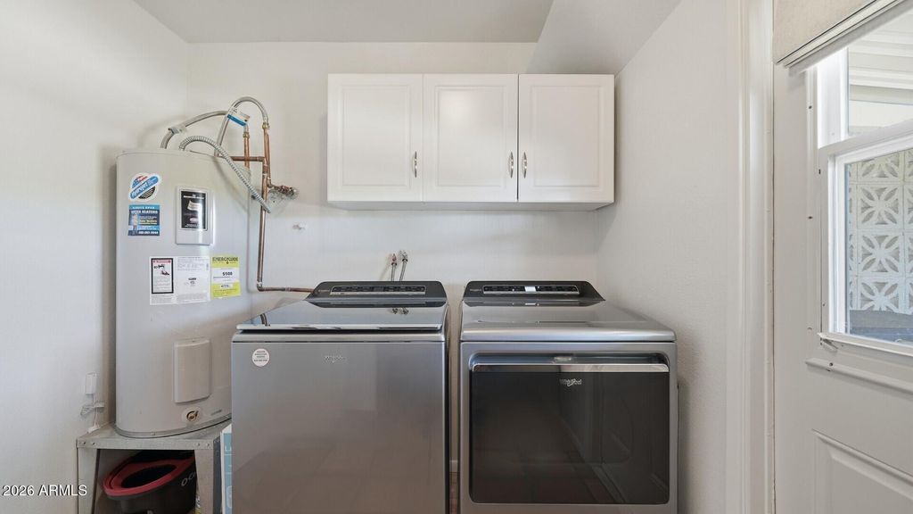 Image 32 of property listing at 10702 W WILLOWBROOK Drive, Sun City, AZ 85373