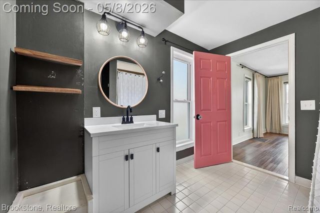 207 N Church, Ortonville, MI 48462