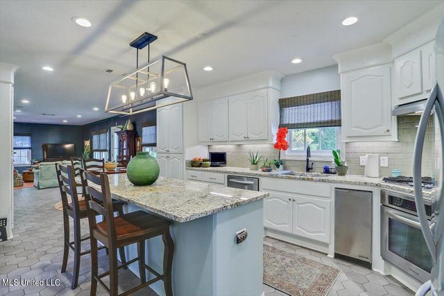 4685 E Cheryl Drive, Jackson, MS 39211