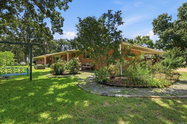7309 Woodside Lane, Little Rock, AR 72205