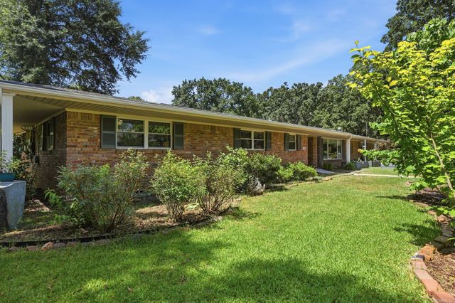 7309 Woodside Lane, Little Rock, AR 72205