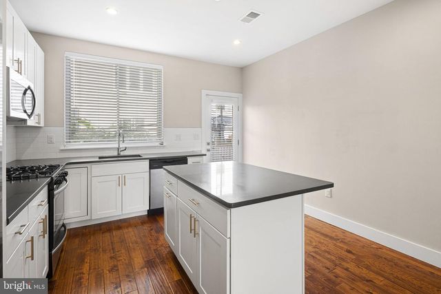 1443 S COLORADO ST, Philadelphia, PA 19146