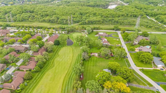 13253 S Oak Ridge Trail 2B, Palos Heights, IL 60463