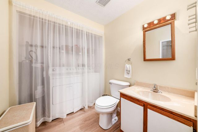 4474 Greystone Village Drive, 5D, Columbus, OH 43228