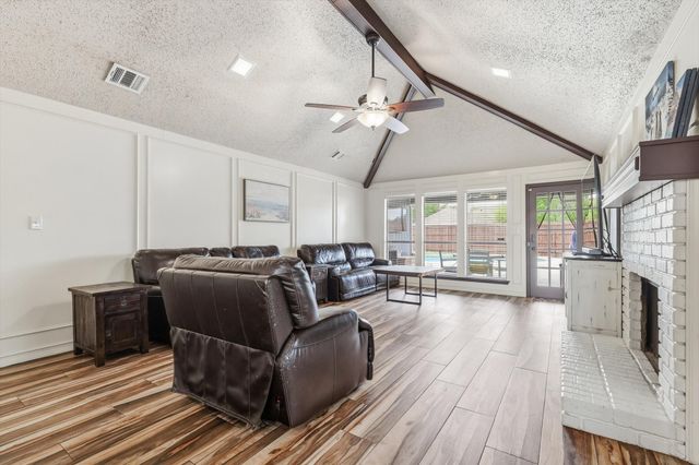 1629 Parkside Trail, Lewisville, TX 75077