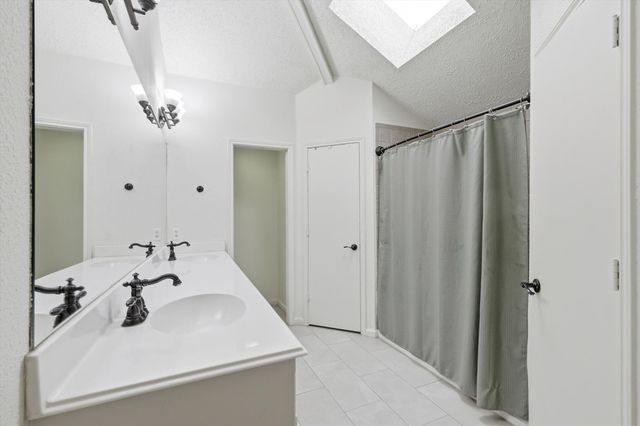 1629 Parkside Trail, Lewisville, TX 75077