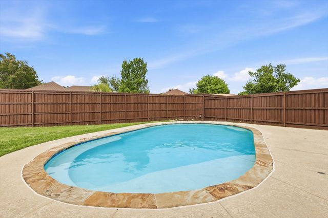 1629 Parkside Trail, Lewisville, TX 75077