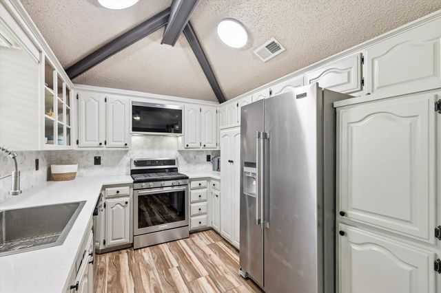 1629 Parkside Trail, Lewisville, TX 75077