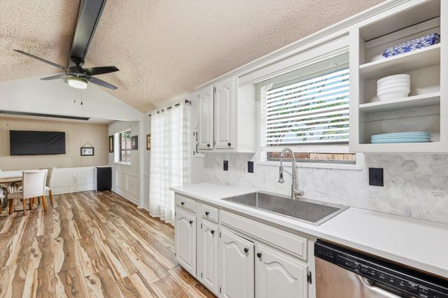 1629 Parkside Trail, Lewisville, TX 75077