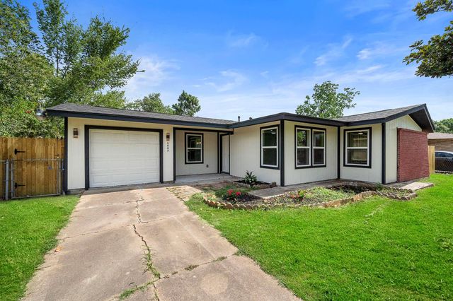 5607 Flamingo Drive, Houston, TX 77033