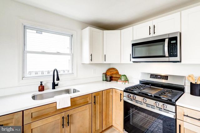 271 N RACE ST, Middletown, PA 17057