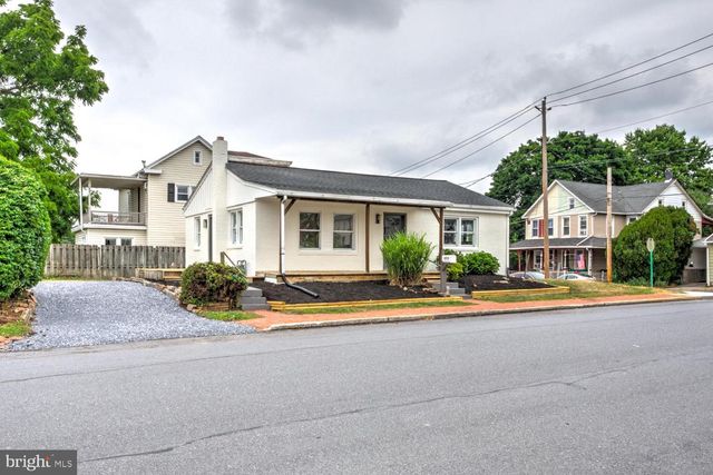 271 N RACE ST, Middletown, PA 17057