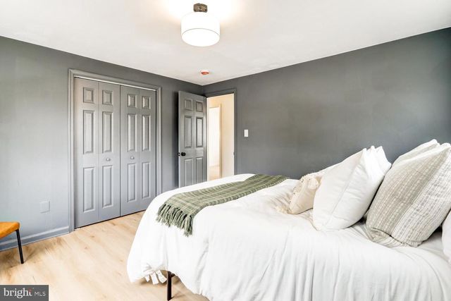 271 N RACE ST, Middletown, PA 17057