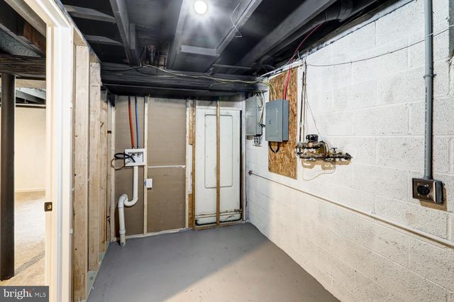 271 N RACE ST, Middletown, PA 17057
