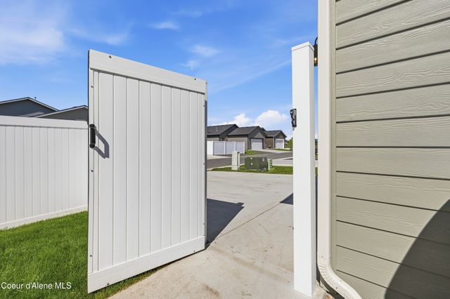 5163 E Norma Ave, Post Falls, ID 83854