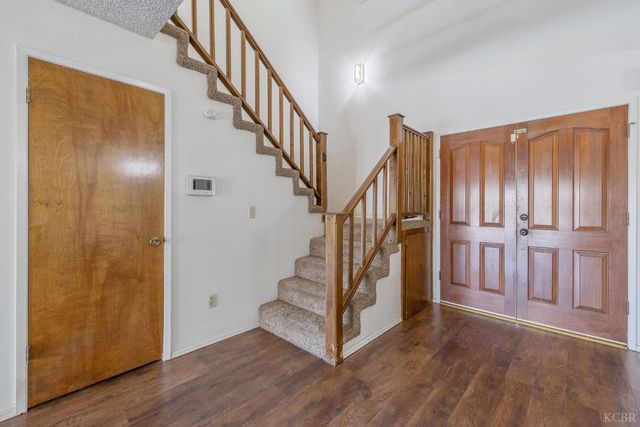 557 Beechwood Circle, Lemoore, CA 93245