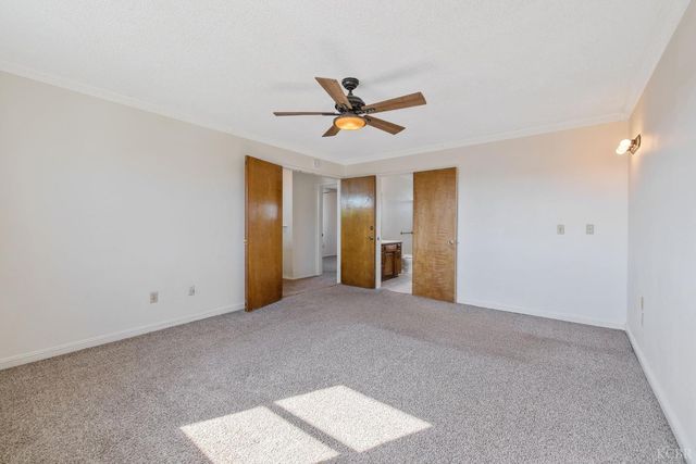 557 Beechwood Circle, Lemoore, CA 93245