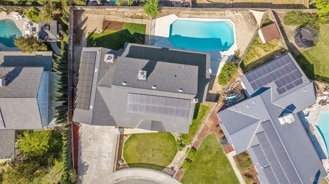 557 Beechwood Circle, Lemoore, CA 93245