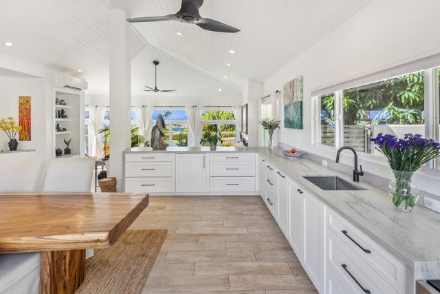 3977 Wailea Ekolu Pl, Kihei, HI 96753