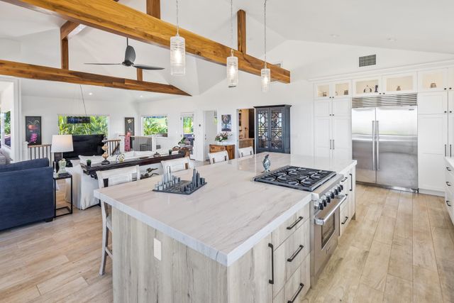 3977 Wailea Ekolu Pl, Kihei, HI 96753