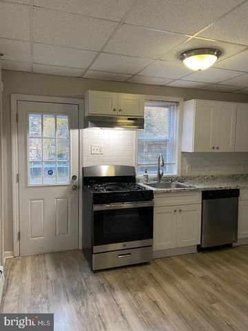 110 W MONROE ST, Paulsboro, NJ 08066