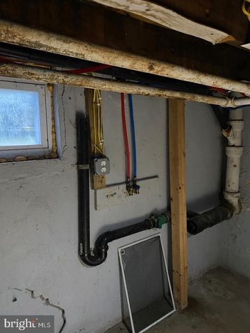 110 W MONROE ST, Paulsboro, NJ 08066